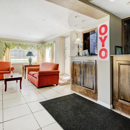Oyo Hotel Douglas Ga Us-441 Экстерьер фото