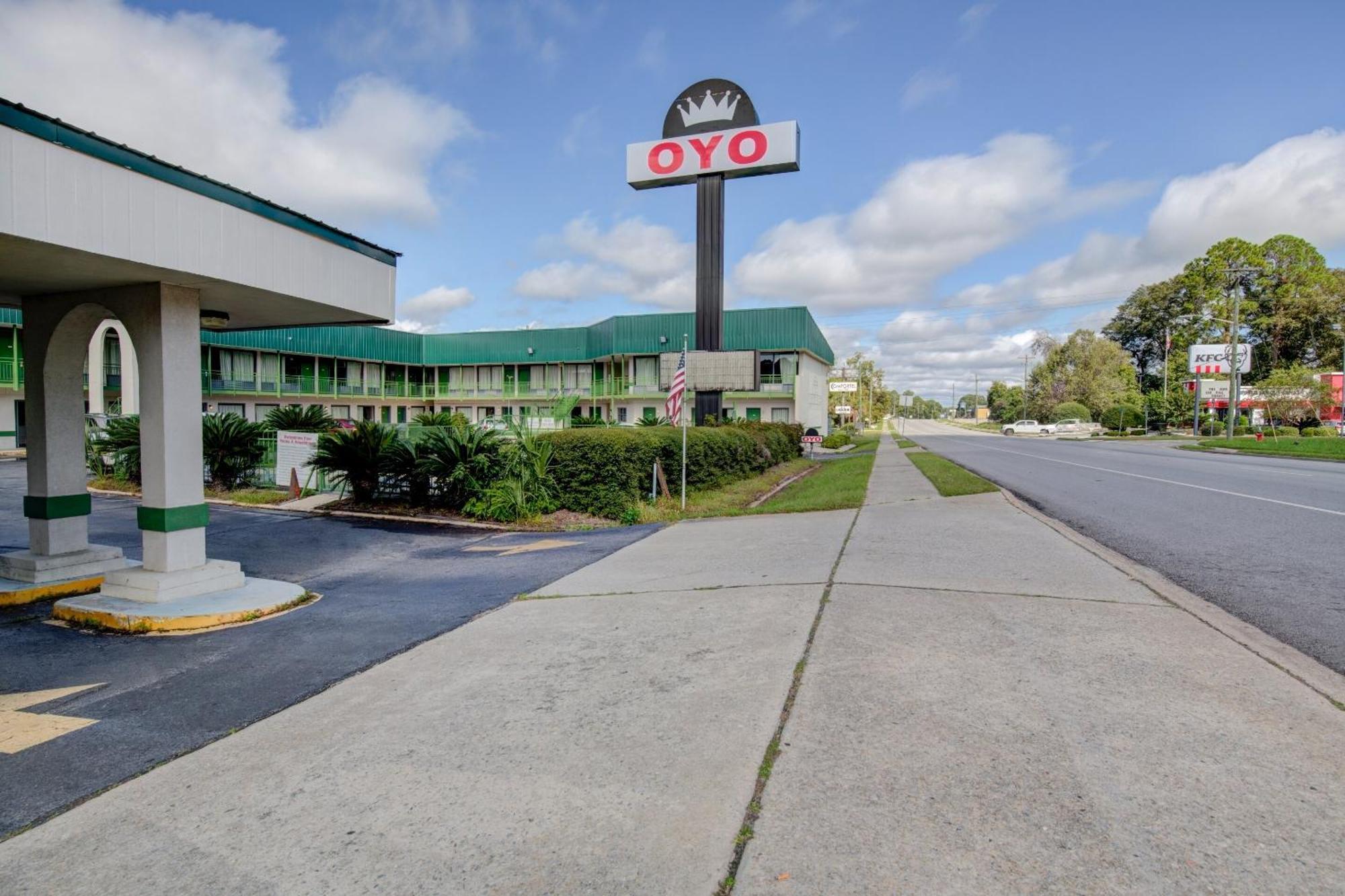 Oyo Hotel Douglas Ga Us-441 Экстерьер фото
