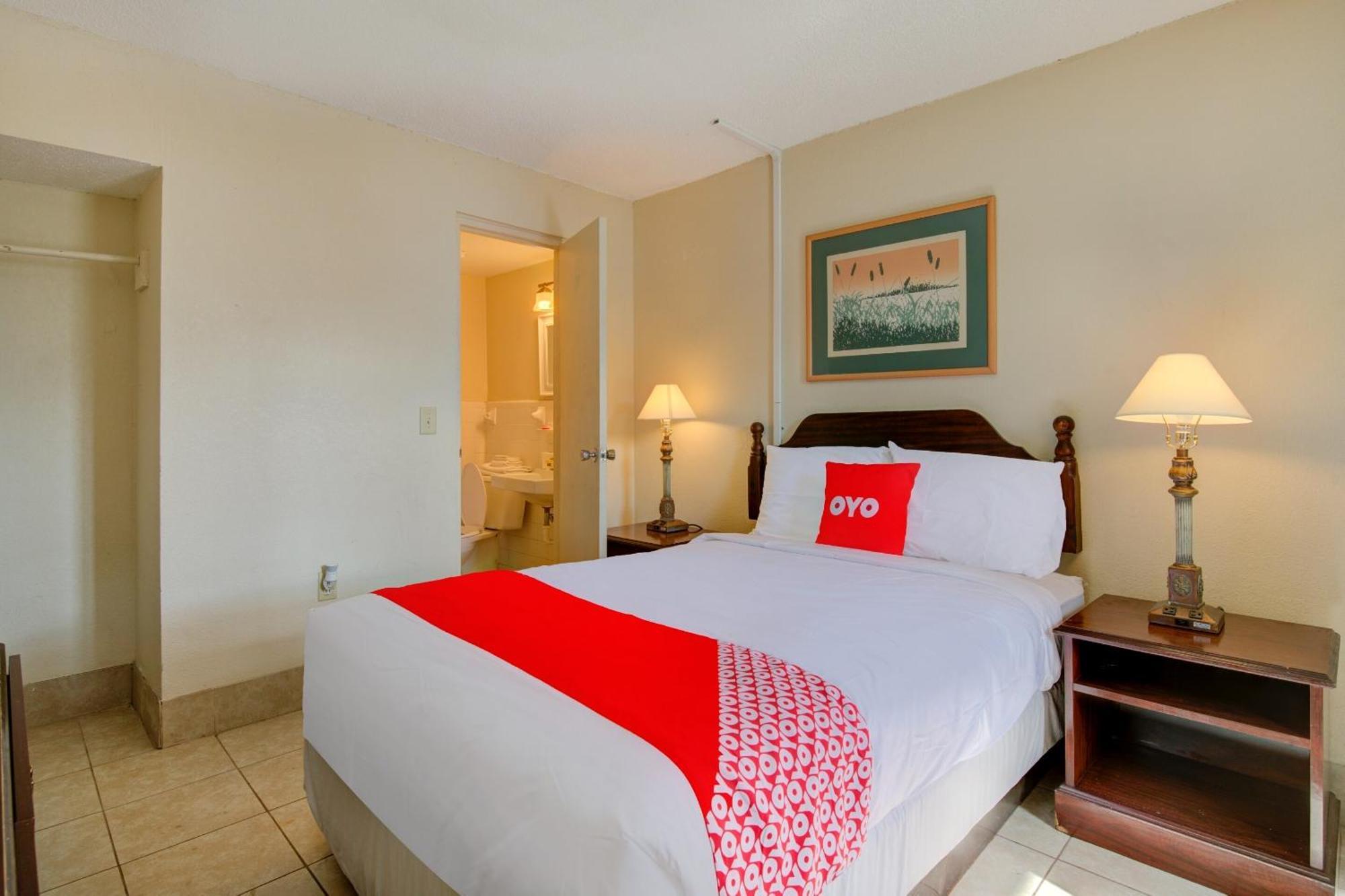 Oyo Hotel Douglas Ga Us-441 Экстерьер фото