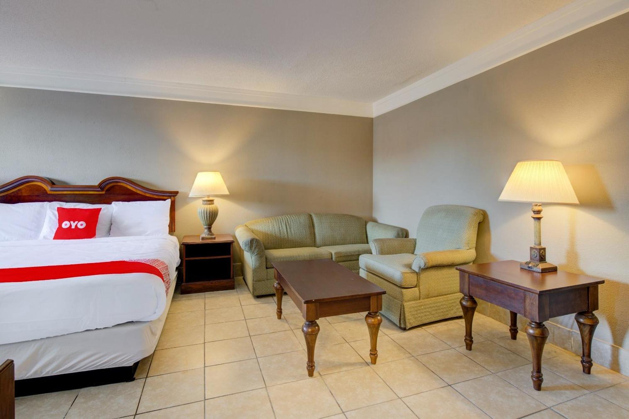 Oyo Hotel Douglas Ga Us-441 Экстерьер фото
