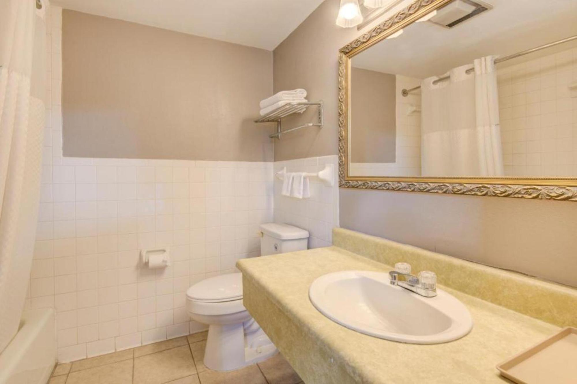 Oyo Hotel Douglas Ga Us-441 Экстерьер фото